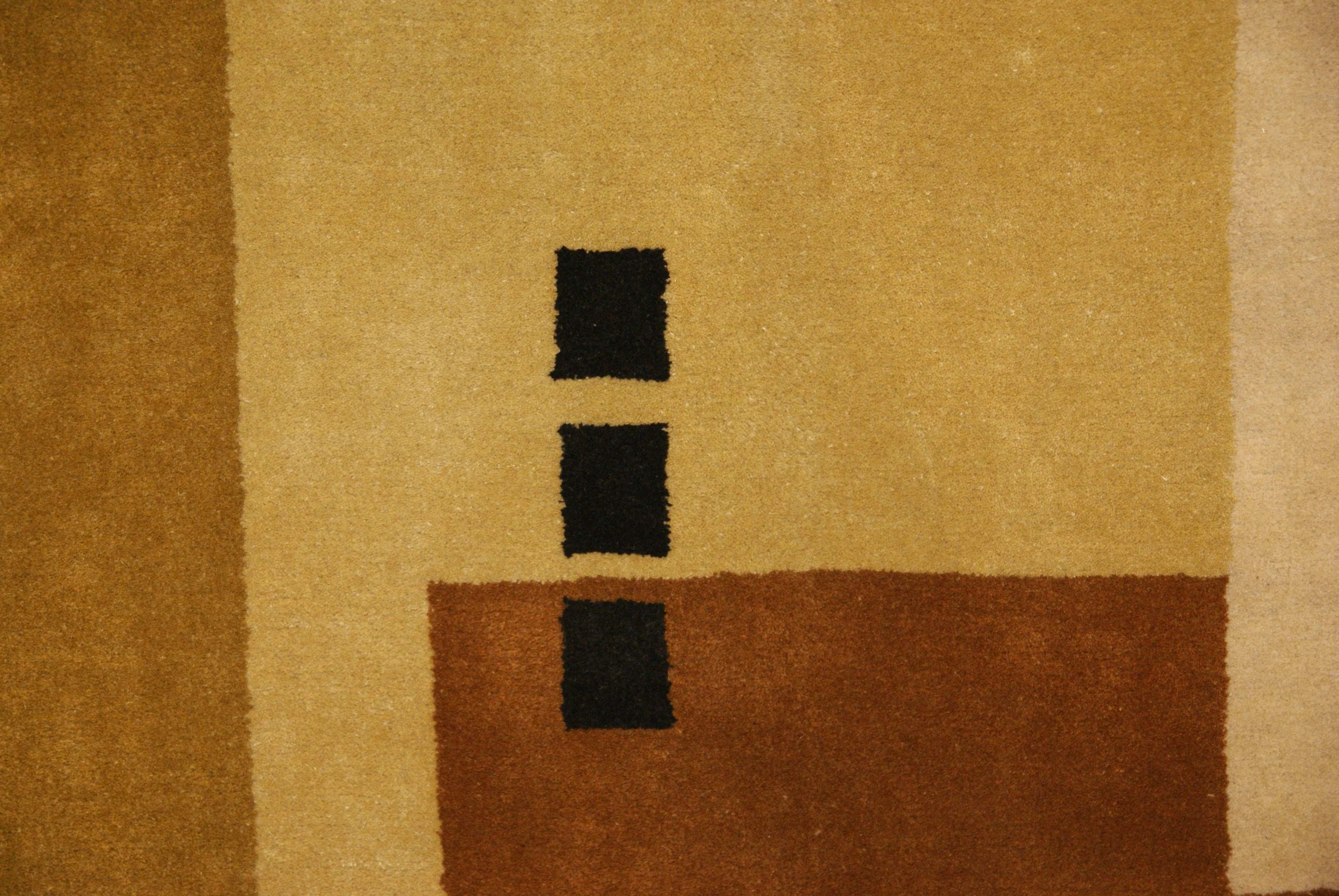 5 x 8 Tufted Rug