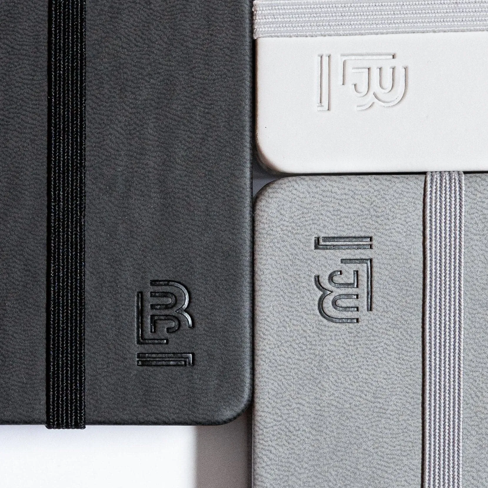 Blackwing Slate A6 Notebook   Pencil - White